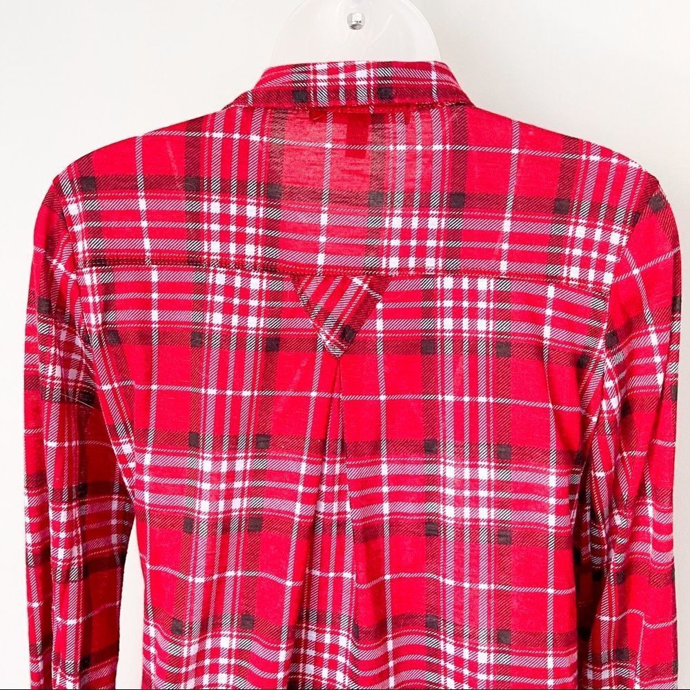 DEREK HEART | Flannel Checkered Button Up Blouse - Picture 6 of 9